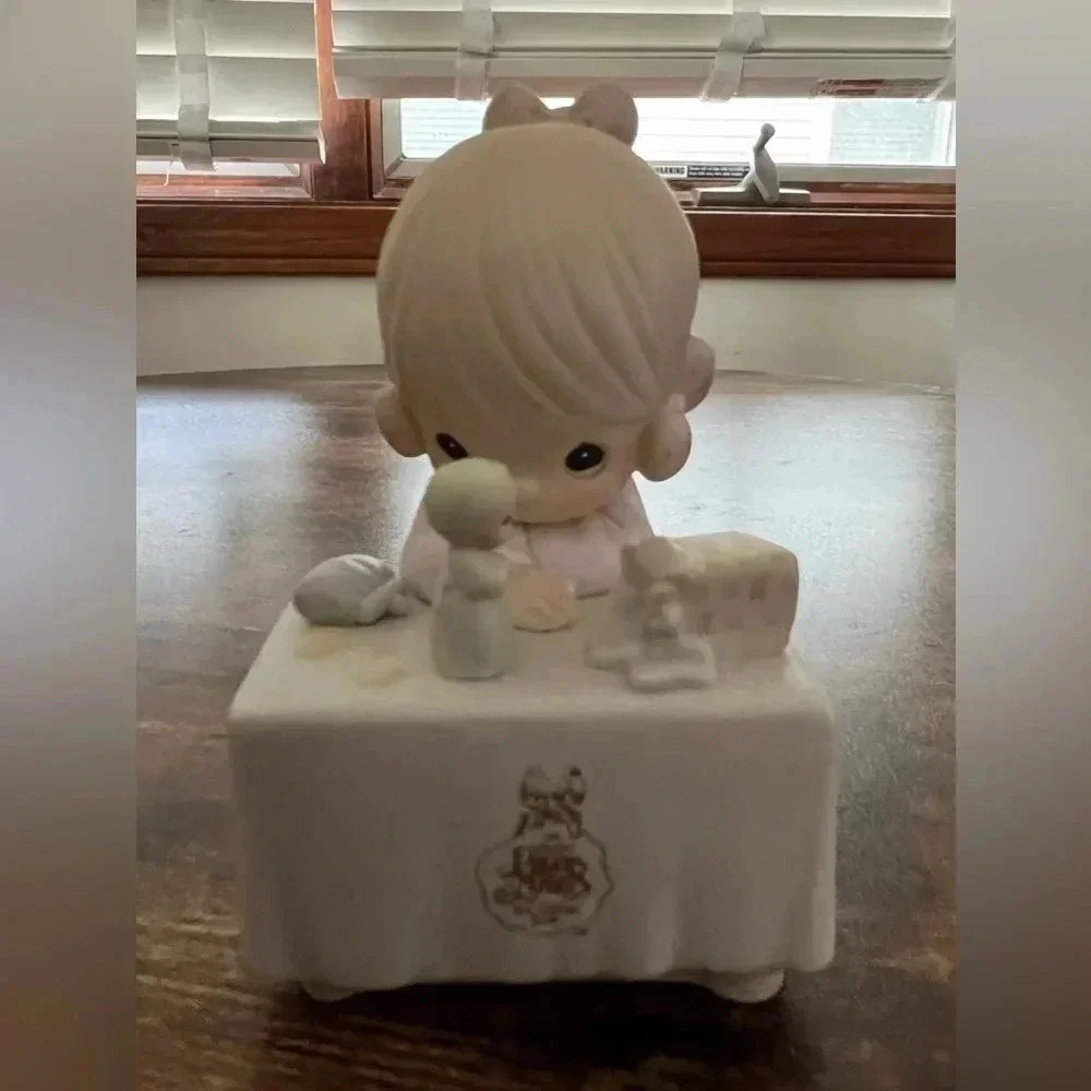 RETIRED: Enesco Precious Moments | 1989 My Happiness.